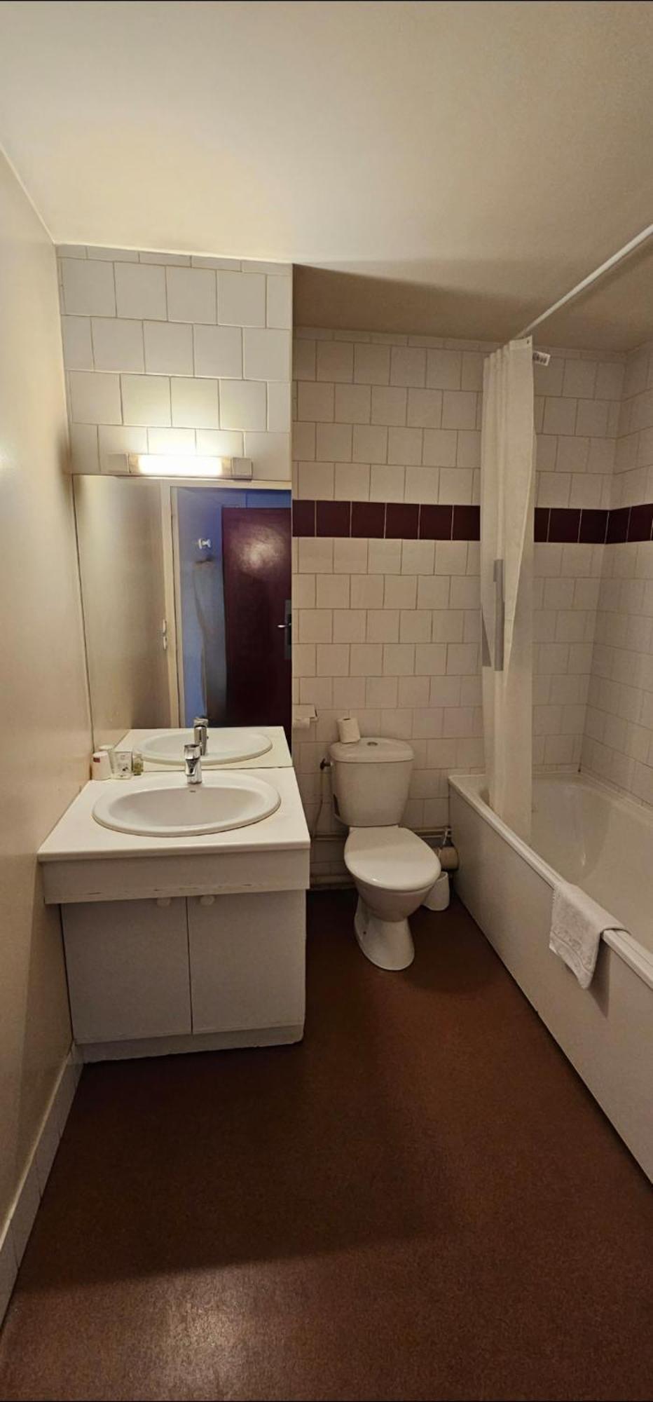 Hotel Lyon Sud, Pierre Benite, St Genis Laval Dış mekan fotoğraf