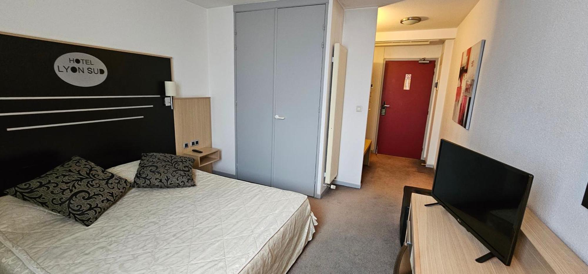 Hotel Lyon Sud, Pierre Benite, St Genis Laval Dış mekan fotoğraf