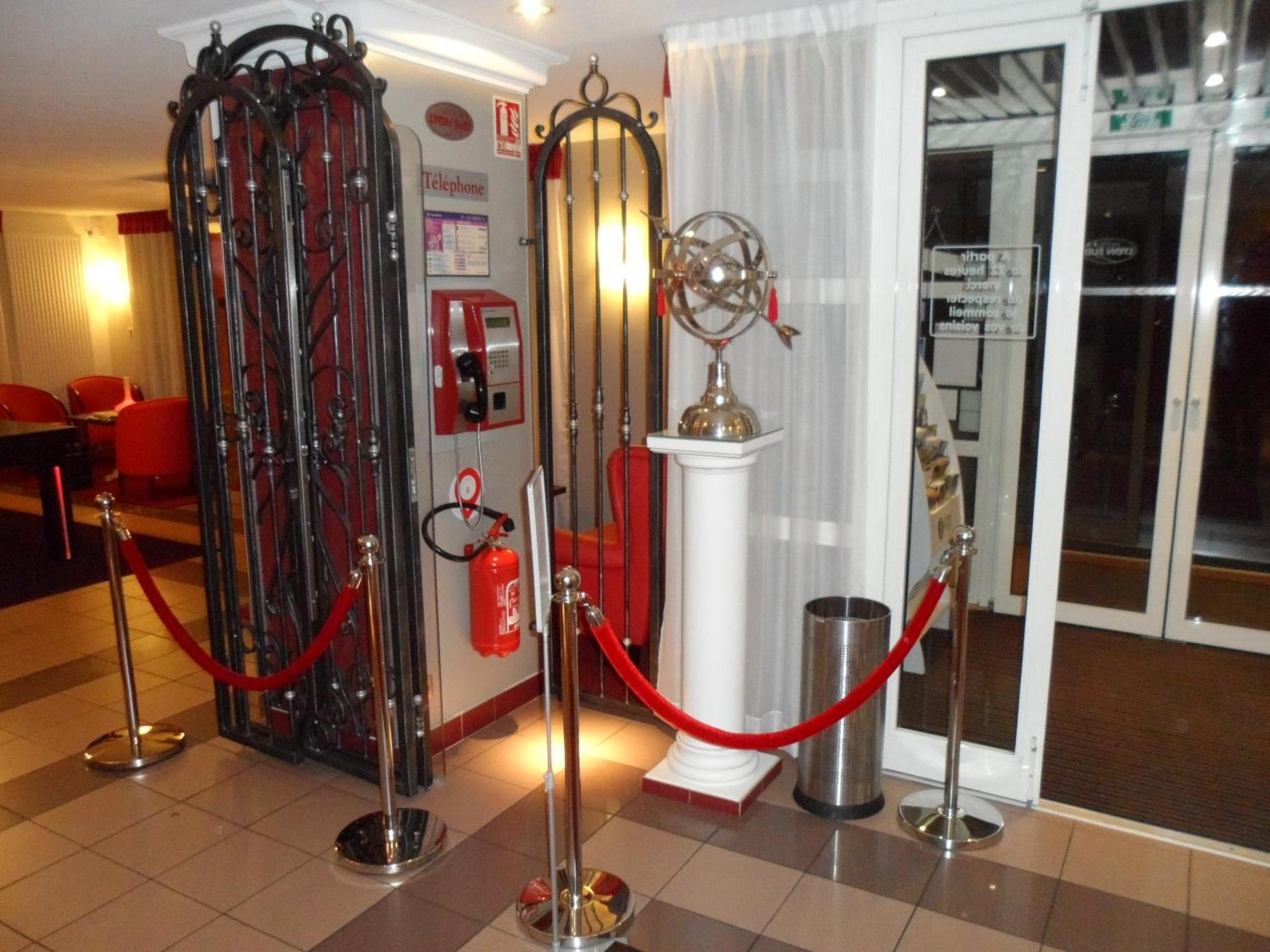 Hotel Lyon Sud, Pierre Benite, St Genis Laval Dış mekan fotoğraf